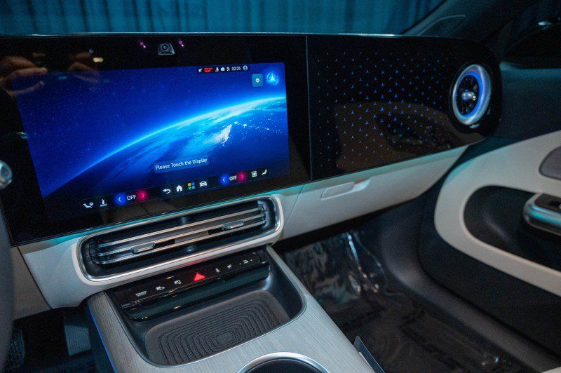 New 2027 Mercedes-Benz CLA 250+ image 27
