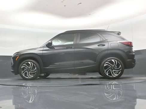 Used 2025 Chevrolet TrailBlazer RS w/ Convenience Package FWD image 53