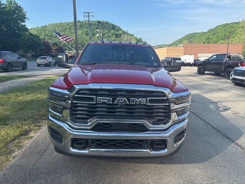 Used 2025 RAM 2500 Big Horn AWD/4WD image 5