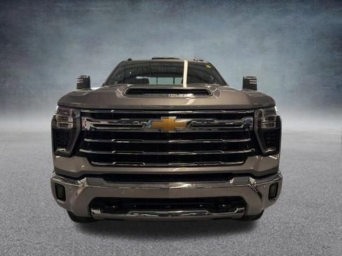 Certified 2024 Chevrolet Silverado 2500 LTZ w/ LTZ Convenience Package image 3