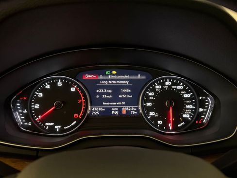 Used 2023 Audi Q5 2.0T Premium w/ Convenience Package AWD/4WD image 24