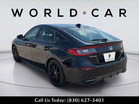 Used 2022 Honda Civic Sport image 9