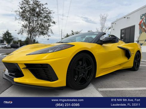 Used 2022 Chevrolet Corvette Stingray Preferred Conv w/ Battery Protection Package RWD image 2