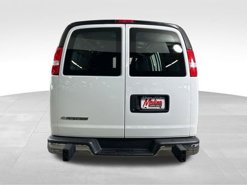 Used 2024 Chevrolet Express 2500 w/ Driver Convenience Package image 6
