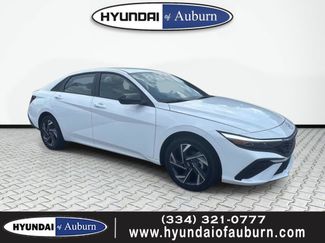 New 2025 Hyundai Elantra SEL FWD video 1