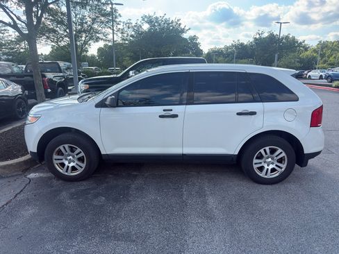 Used 2012 Ford Edge SE FWD image 2