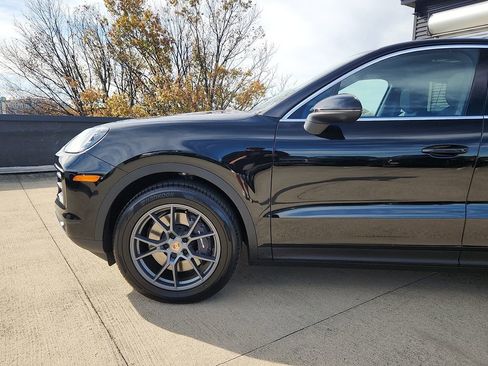 New 2026 Porsche Cayenne Coupe image 6