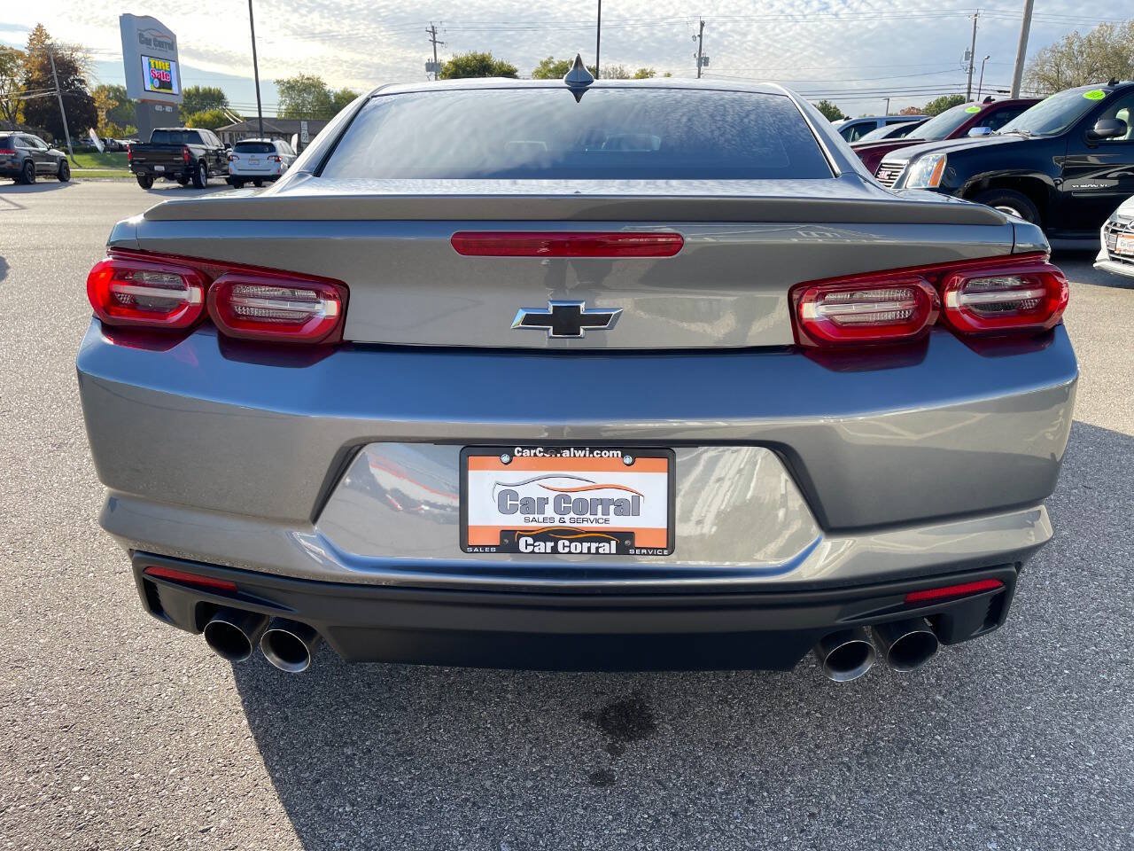 Used 2020 Chevrolet Camaro LT RWD image 10