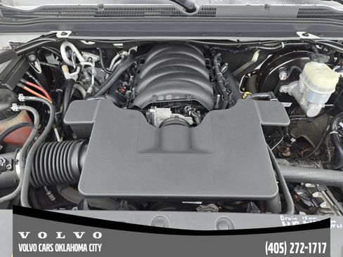 Used 2019 Chevrolet Suburban Premier AWD/4WD image 27