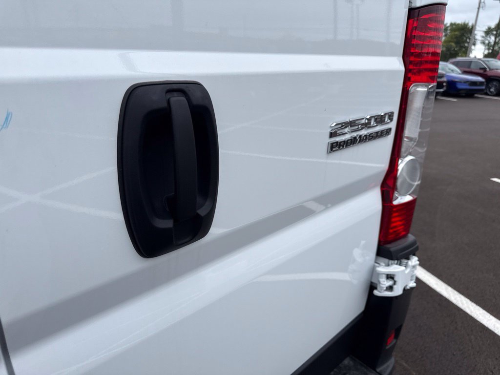 New 2026 RAM ProMaster 2500 w/ Convenience Group FWD image 14