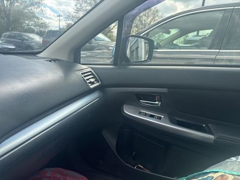 Used 2016 Subaru Crosstrek 2.0i Premium AWD/4WD image 16