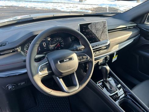 New 2026 Jeep Compass Trailhawk image 2