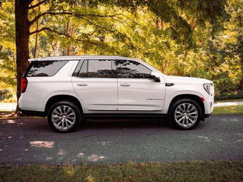Used 2024 GMC Yukon Denali w/ Max Trailering Package AWD/4WD image 13