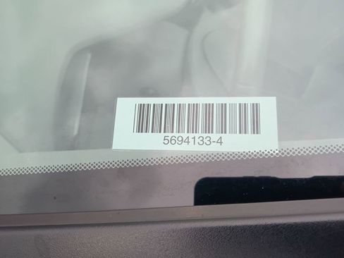 Used 2025 Hyundai Elantra SEL FWD image 9