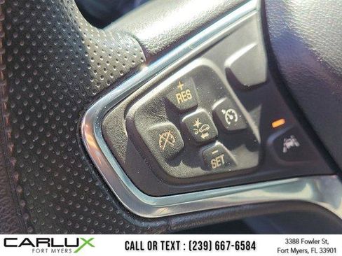 Used 2020 Chevrolet Equinox LT AWD/4WD image 24