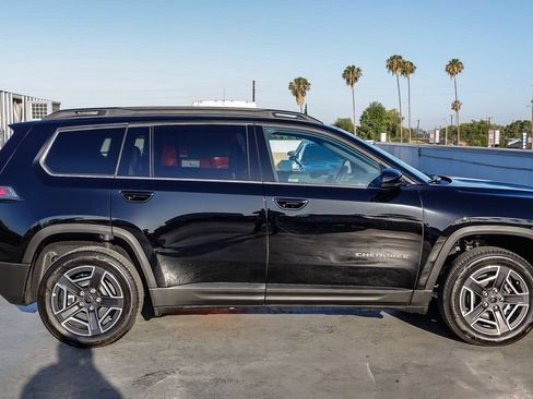 New 2026 Jeep Cherokee Limited AWD/4WD image 13