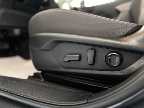 Used 2024 Subaru Crosstrek 2.0i Premium image 14