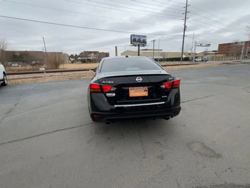 Used 2020 Nissan Altima 2.5 SV image 7