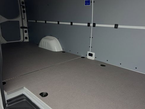 New 2025 Mercedes-Benz Sprinter 2500 image 10