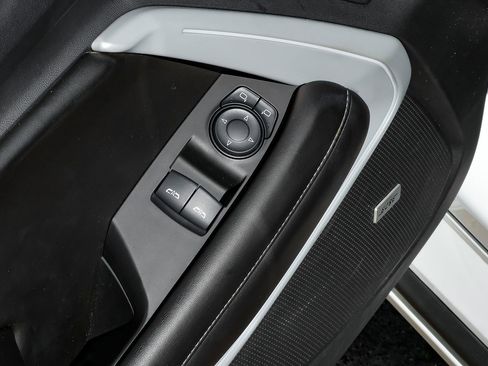 Used 2016 Chevrolet Camaro LT image 43