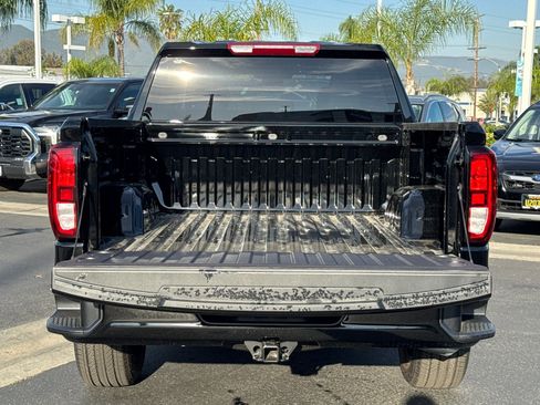 New 2026 GMC Sierra 1500 Elevation image 11