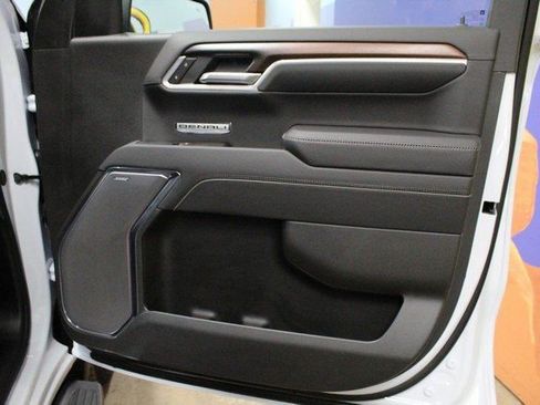 New 2026 GMC Sierra 1500 Denali w/ Technology Package image 9