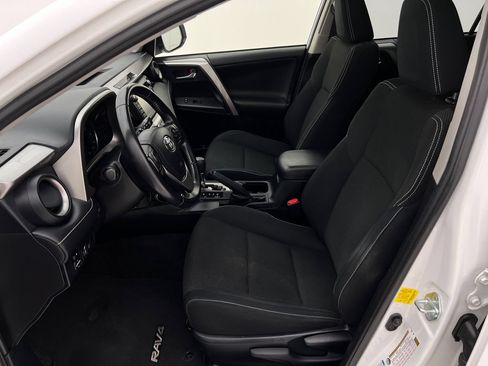 Used 2016 Toyota RAV4 XLE w/ Convenience Package AWD/4WD image 11