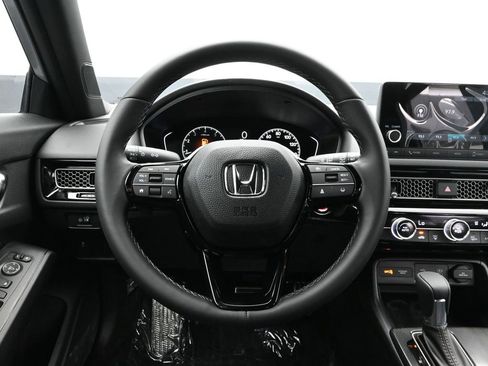 Used 2025 Honda Civic Sport image 41