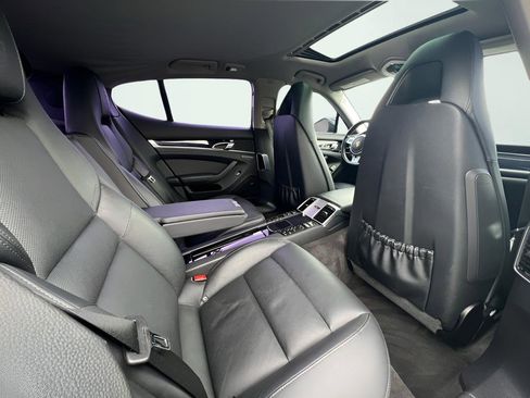 Used 2016 Porsche Panamera Edition image 27