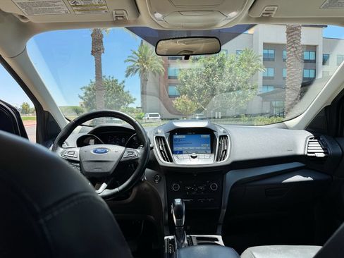 Used 2019 Ford Escape SEL AWD/4WD image 11