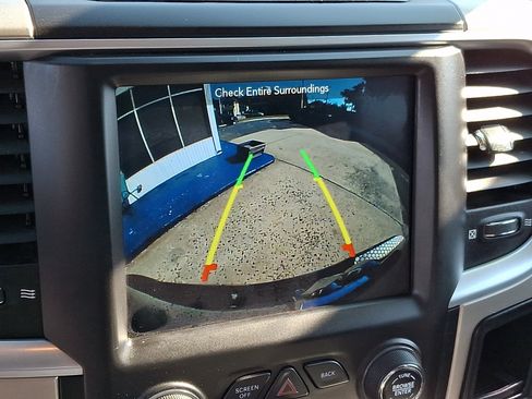 Used 2019 RAM 1500 Big Horn AWD/4WD image 17
