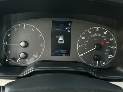 Certified 2024 Toyota Corolla Cross L image 23