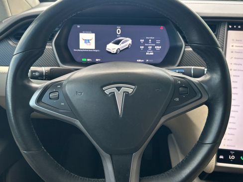 Used 2018 Tesla Model X 100D AWD/4WD image 22