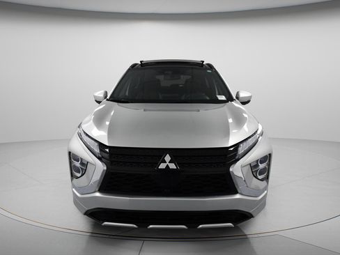 Used 2024 Mitsubishi Eclipse Cross SEL AWD/4WD image 3