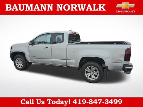 Used 2017 Chevrolet Colorado LT w/ LT Convenience Package RWD image 13