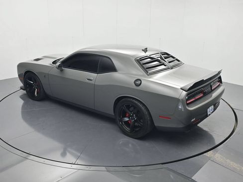 Used 2017 Dodge Challenger SRT Hellcat RWD image 35