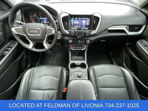Used 2024 GMC Terrain SLT image 19