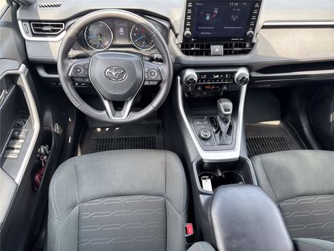 Used 2022 Toyota RAV4 SE w/ Convenience Package AWD/4WD image 14