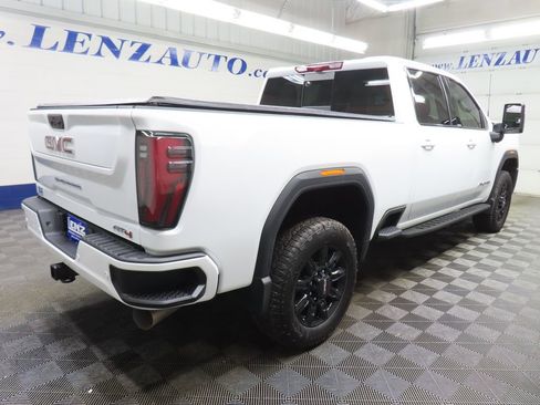 Used 2026 GMC Sierra 2500 AT4 w/ AT4 Premium Plus Package AWD/4WD image 5