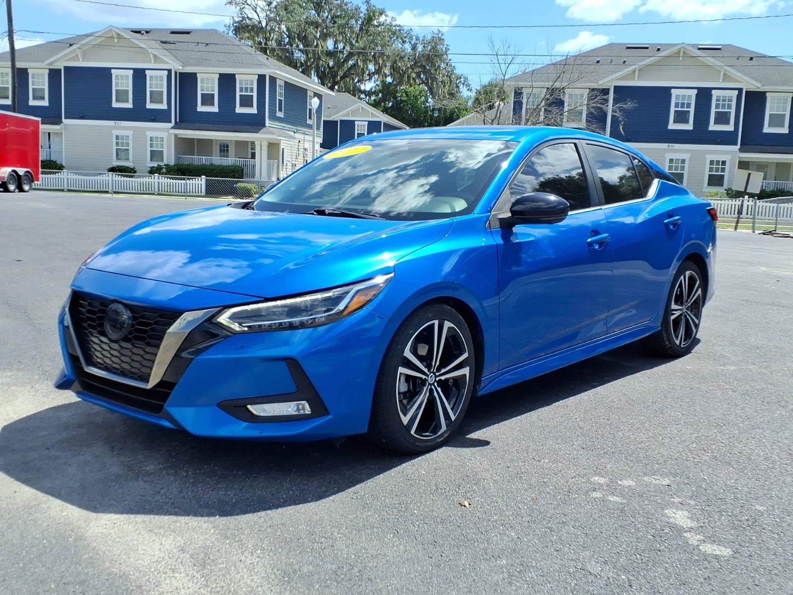 Used 2022 Nissan Sentra SR w/ SR Premium Package FWD image 1