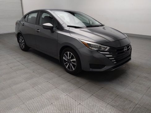 Used 2025 Nissan Versa SV w/ Trunk Package FWD image 13