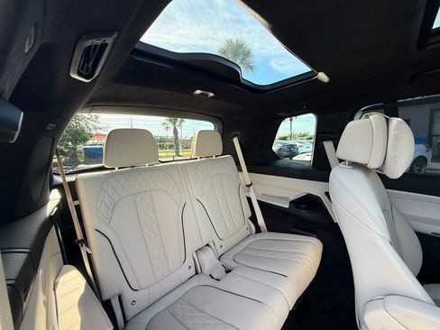 Used 2024 BMW X7 M60i w/ Executive Package AWD/4WD image 42