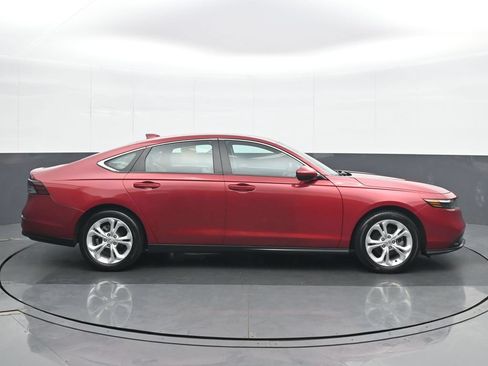 Used 2024 Honda Accord LX image 7