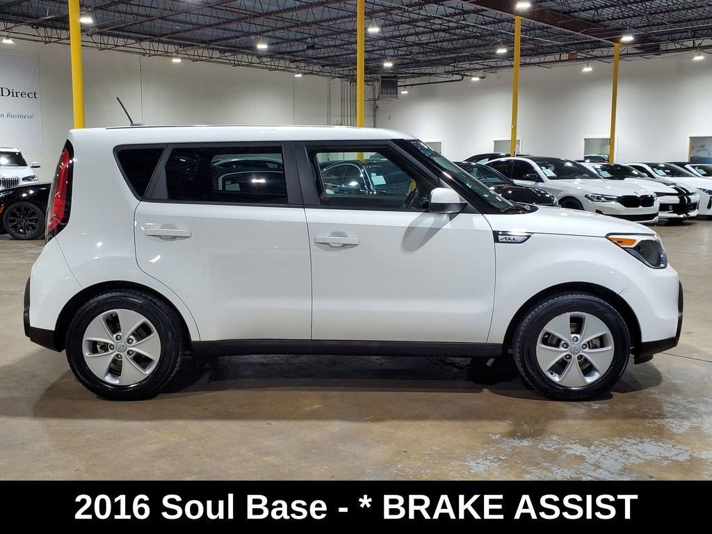 Used 2016 Kia Soul FWD image 5