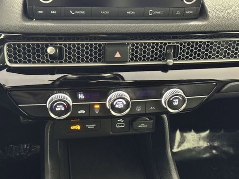 Used 2023 Honda Civic Sport image 20