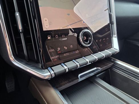 New 2026 GMC Acadia Denali Ultimate FWD image 18