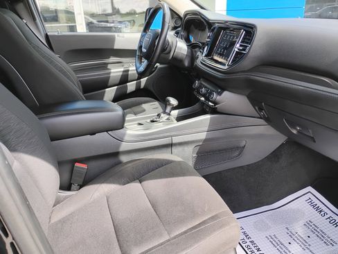 Used 2022 Dodge Durango SXT AWD/4WD image 12