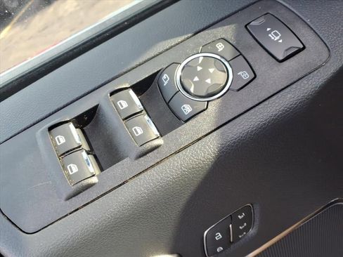 Used 2022 Ford F350 Platinum image 15