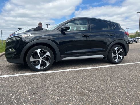 Used 2017 Hyundai Tucson Sport AWD/4WD image 2