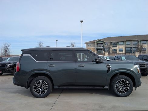 New 2026 Nissan Armada SL image 3